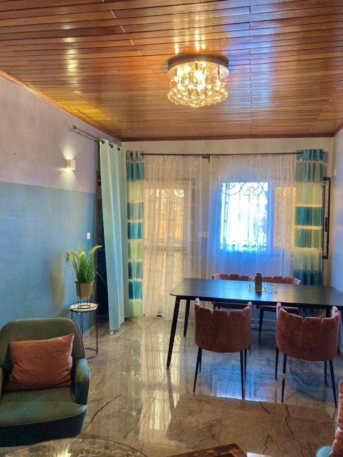 At Home Lisda Yaoundé Екстериор снимка
